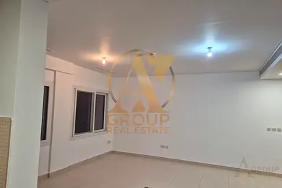 Well Maintained | Spacious | 2bed +maids room