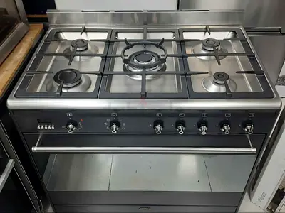 Smeg Top Gas oven Electric Coker 90cm