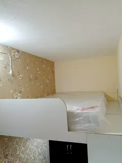 Spacious New Loft Partition for Rent – Al Mankhool near Metro