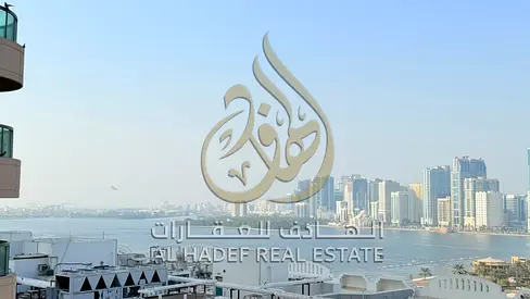 فرصة مميزة للسكن في موقع حيوي وقريب من أجمل الوجهات! 🛏️ غرفتين وصالة