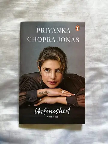 Unfinished: A Memoir by Priyanka Chopra Jonas (Paperback)