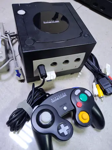 Nintendo GameCube with loaded 10 games