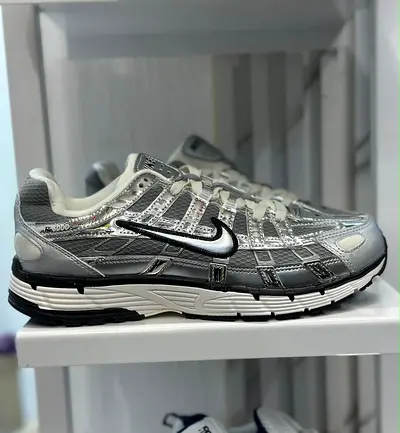 Nike p6000 Silver shoes - size 39