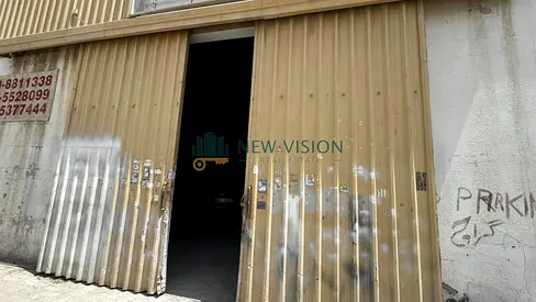 2900 Sqft Furnished Shop with Parking