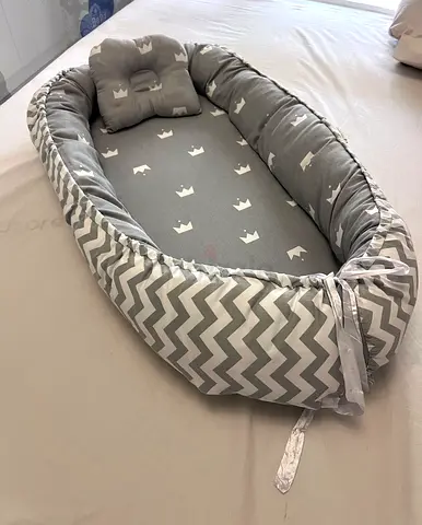 Gray Baby Nest Lounger / Portable Infant Bed with Pillow
