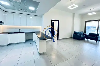 BEST LAYOUT | SPACIOUS UNIT | ROAD FACING