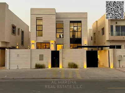 فيلا فاخرة في العامرة بتصميم معماري عصري أنيق ومساحات داخلية واسعة وأسلوب حياة راقٍ للعائلة
