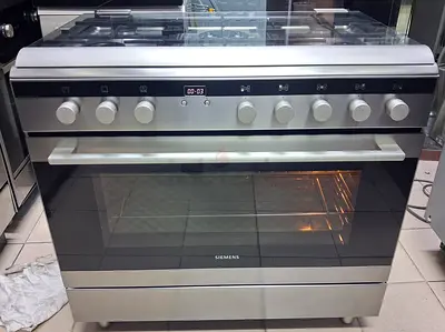 Siemens 5 Burner Full Gas Cooker Oven With Fan. 90Cm.