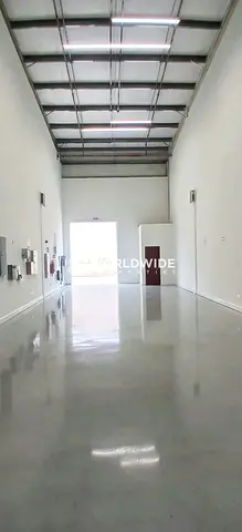 GOLDEN PROPERT MAIN ROAD 1700SQFT SIZE RENT 70,000/YEARLY