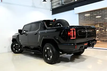2024 GMC HUMMER — фото 6