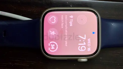 Apple Watch Series 8 GPS 45 mm Starlight Aluminium Sports band - Good working condition