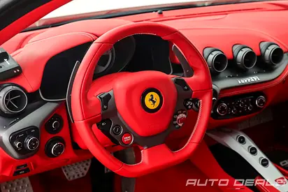 صورة 15 لـ 2013 Ferrari F12 BERLINETTA