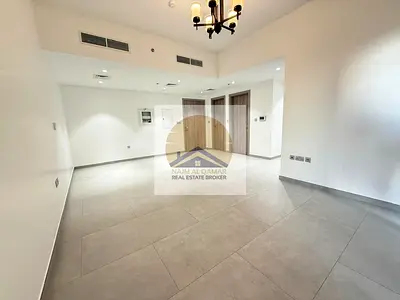 شقة واسعة (غرفتي نوم وصالة) مع غرفة خادمة | نمط حياة عصري | جاهزة للسكن
