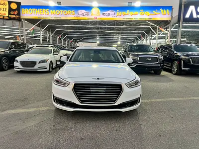 2017 Genesis G90 照片 2
