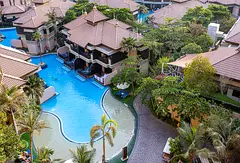 Fully Furnished | Spacious Unit | Lagoon View