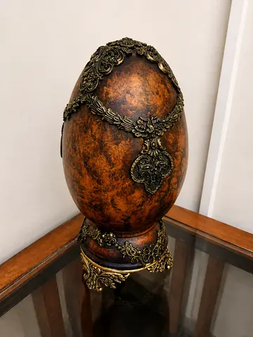 Decorative Antique-Style Ornate Egg Sculpture on Stand