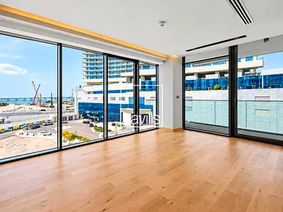 Premium 2 BR | Corner Unit | Spacious Layout