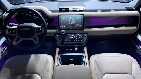 صورة 7 لـ 2023 LAND Rover DEFENDER