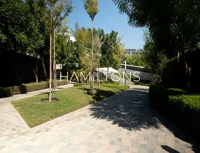 Stylish Apartment | Perfect for Families | Resale