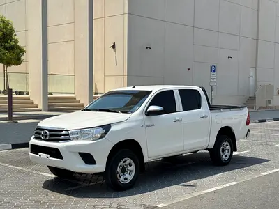 Toyota Hilux // 4 WD Drive // Gcc space // Model 2016 // Good conditions
