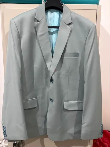 Suit formal