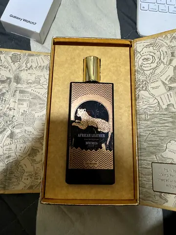 Parfum bottle in gift box - Nearly full