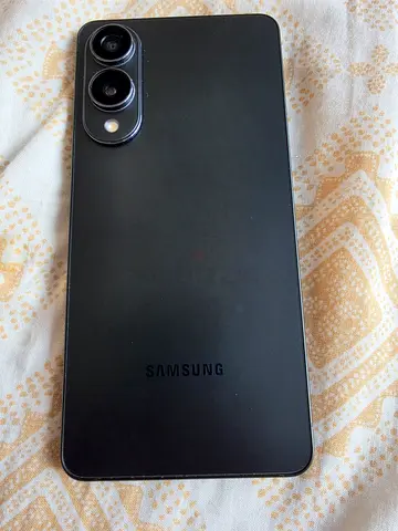 Samsung s25 EDGE brand new condition with full box