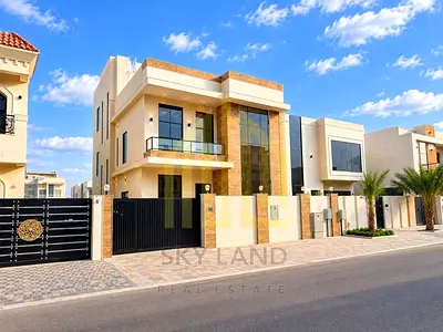 Villa for sale – 3 floors – Direct from owner – Includes A/C, electricity, and water charges – Freehold –