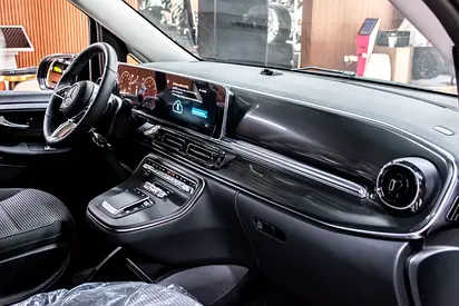 2026 Mercedes-BENZ V-CLASS — миниатюра 10