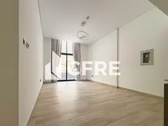 Rented I Spacious I Iman Building