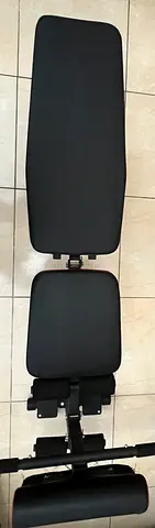 Adjustable Workout Bench — Flat/Incline, Good Condition