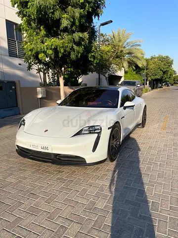 2021 Porsche Taycan 4S GCC Specs