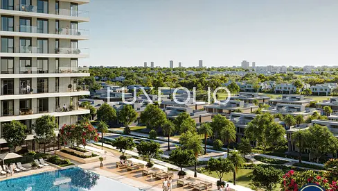 High Floor I Golf Living I Motivated Seller