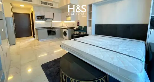Studio | Canal & Downtown Views | Ready to Move