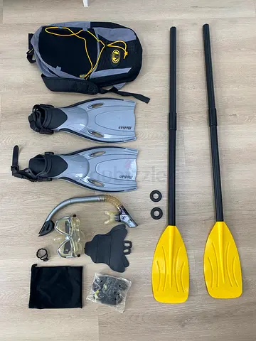 Snorkeling Set with Fins, Mask, Snorkel, Paddles & Backpack - Good Condition