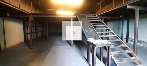 TAX INCLUDED!!Warehouse with mezzanine floor for rent in Ras Al Khor for Storage