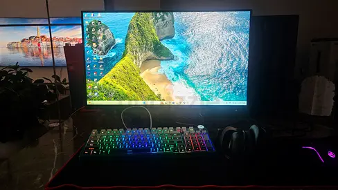 Gaming Pc full set with monitor, chair, keyboard and mouse