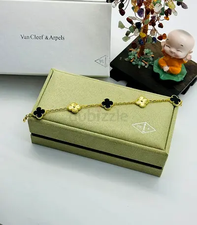 Van Cleef & Arpels bracelet