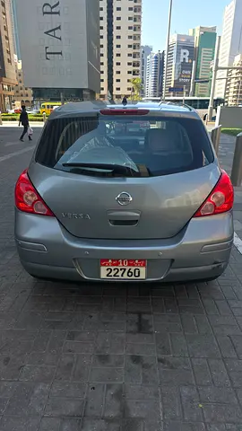 2011 Nissan VERSA 照片 4