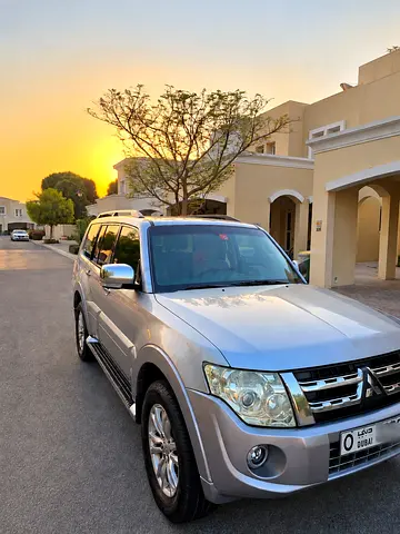 2012 Mitsubishi Pajero GLS GCC Specs for Sale