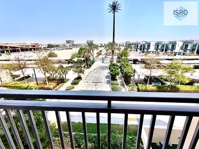 READY||BRIGHT STUDIO||BALCONY||CLOSE TO THE MALL
