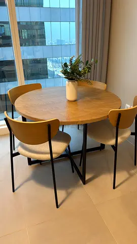 Round Wood Dining Table with 4 chairs