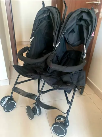 Lightweight Double/Twin Stroller - Foldable Side-by-Side, Good Condition