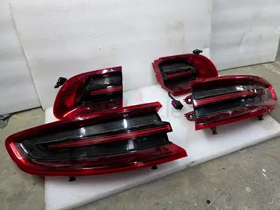 Porsche Macan OEM LED Tail lights