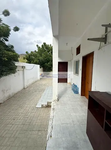 2 BHK VILLA SAKAMKAM - 2 bath - AC , shared compound