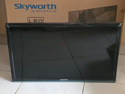 Skyworth 24" LED TV (Model 24E510) in original box — unused/like new