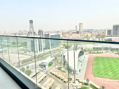 شقة فاخرة | تصميم واسع | تكييف مركزي