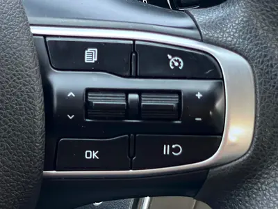 2021 KIA K5 — миниатюра 18