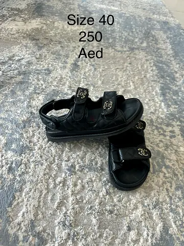 Sandals size 40