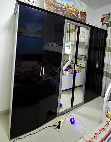 6 Door Spacious Good Condition Cupboard